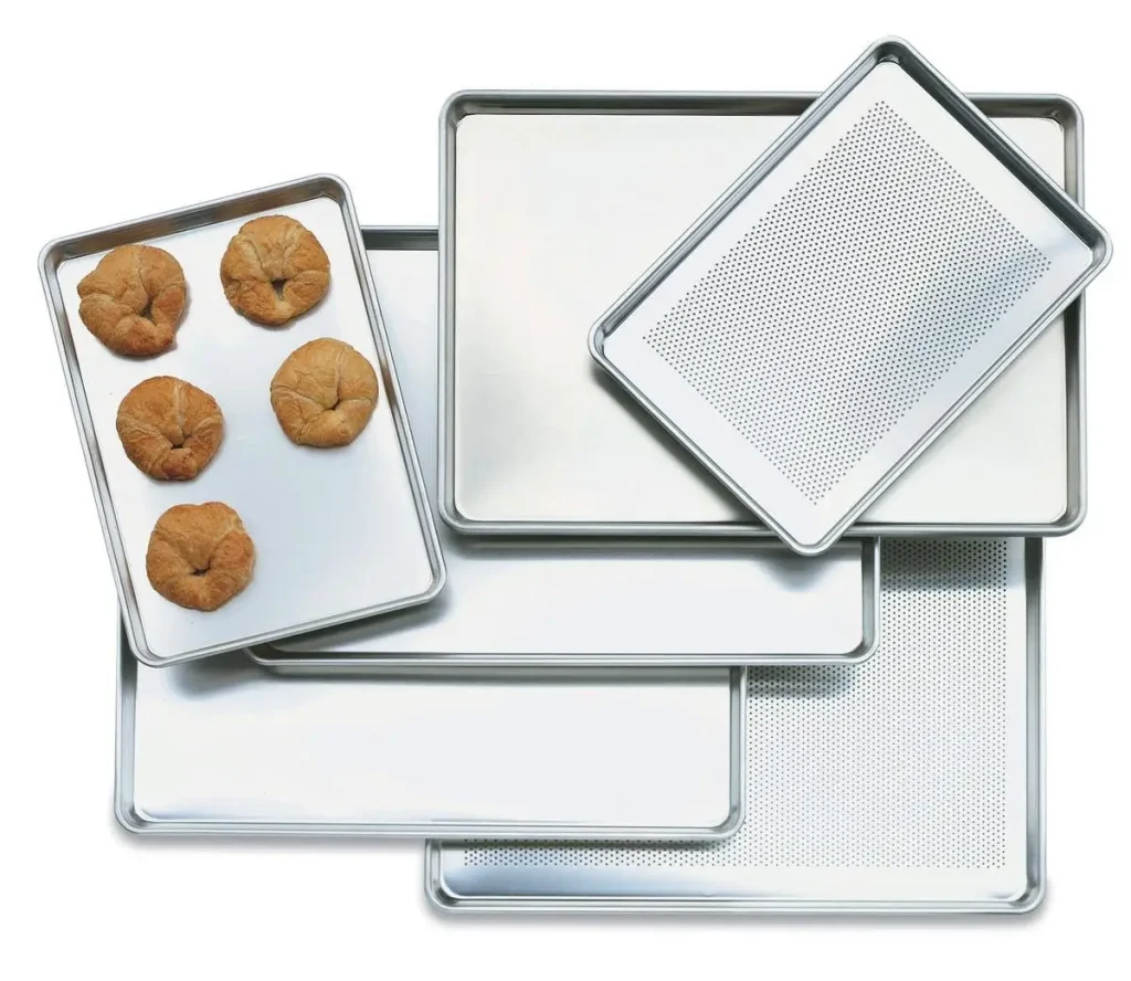 aluminum baking pans and sheets